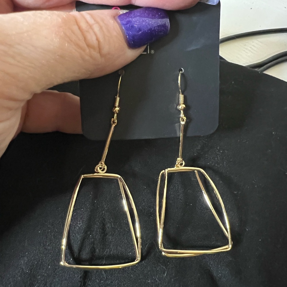 paparazzi Gold Open Geometric Drop Earrings